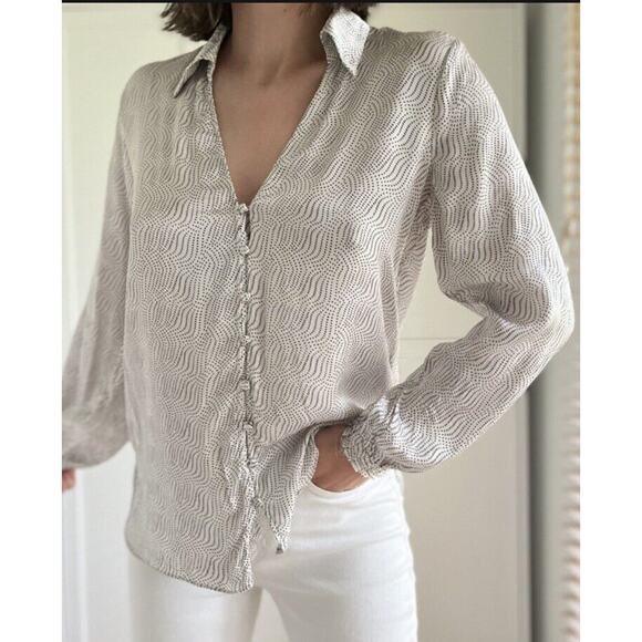 Massimo Dutti Blouse Button Up •Women 8/40• Top Swirls Dots Shirt Satin - Picture 1 of 13
